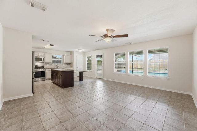 4811 Bentonite Boulevard, Baytown, TX 77521