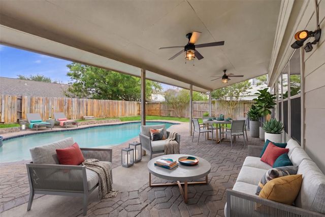 4811 Bentonite Boulevard, Baytown, TX 77521