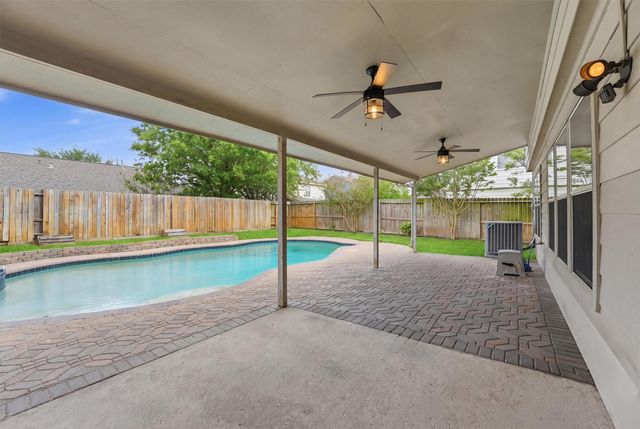 4811 Bentonite Boulevard, Baytown, TX 77521