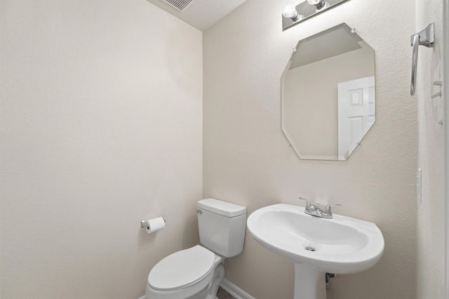 4811 Bentonite Boulevard, Baytown, TX 77521