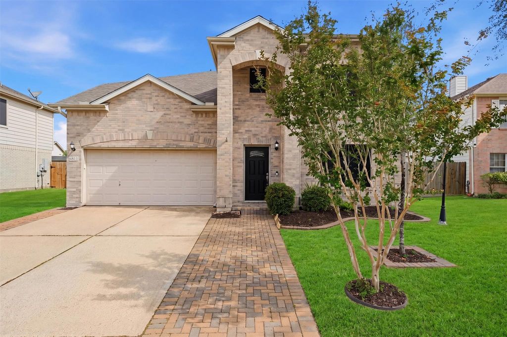 4811 Bentonite Boulevard, Baytown, TX 77521