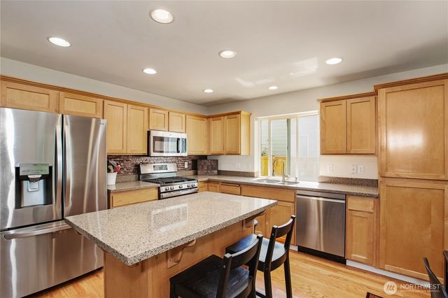 19018 89th Avenue E, Puyallup, WA 98375
