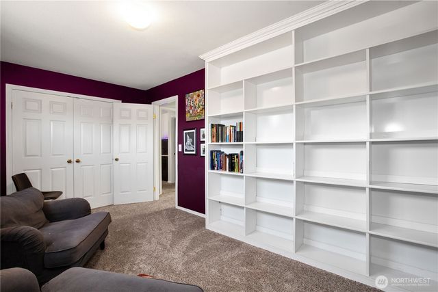 19018 89th Avenue E, Puyallup, WA 98375
