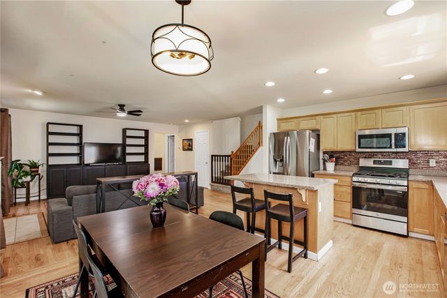 19018 89th Avenue E, Puyallup, WA 98375