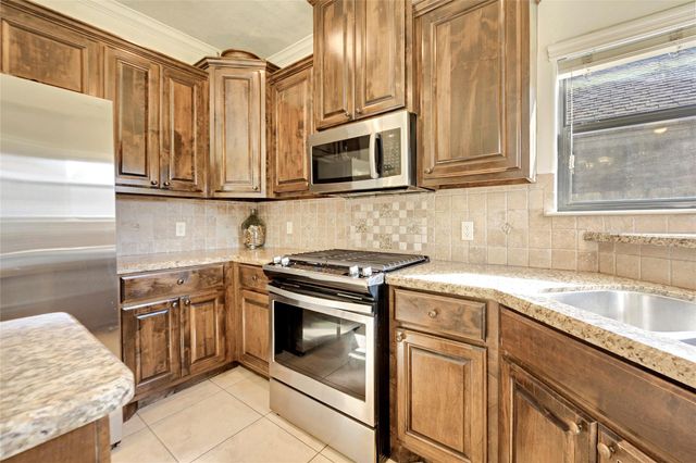 4232 Rocky Rhodes Drive, College Station, TX 77845