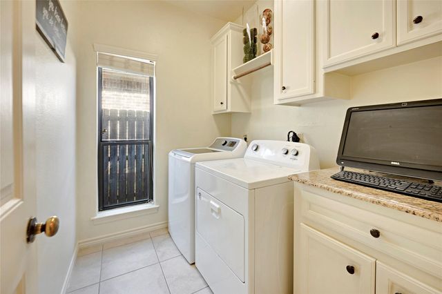 4232 Rocky Rhodes Drive, College Station, TX 77845