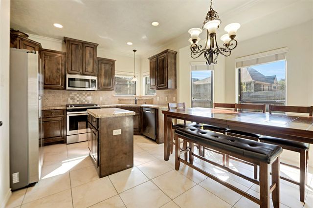 4232 Rocky Rhodes Drive, College Station, TX 77845