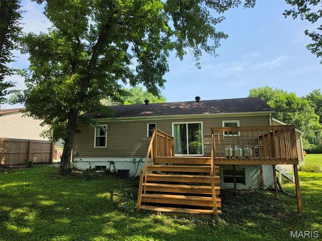 726 Lake Avenue, Collinsville, IL 62234