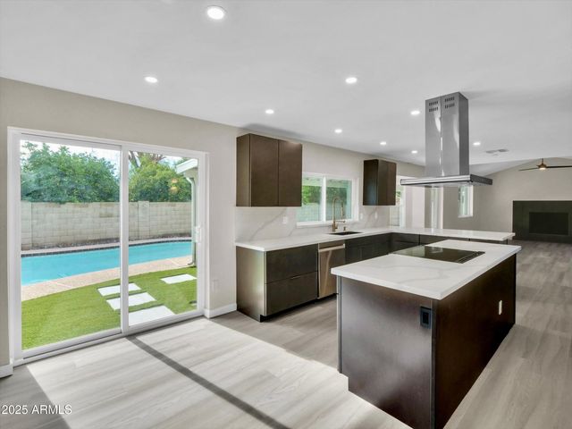 4509 E JOAN DE ARC Avenue, Phoenix, AZ 85032