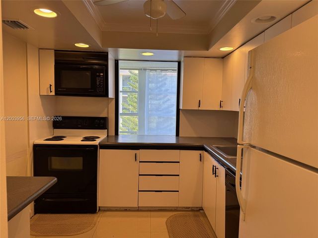 851 Three Islands Blvd 411, Hallandale Beach, FL 33009