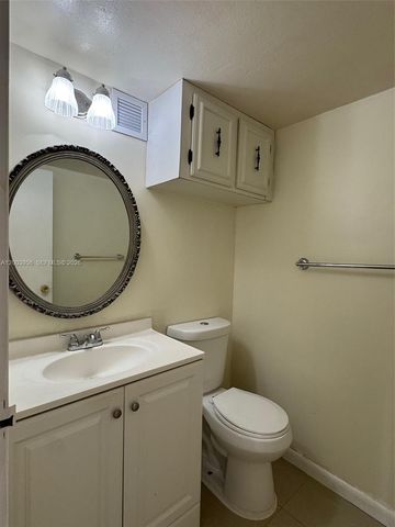 851 Three Islands Blvd 411, Hallandale Beach, FL 33009