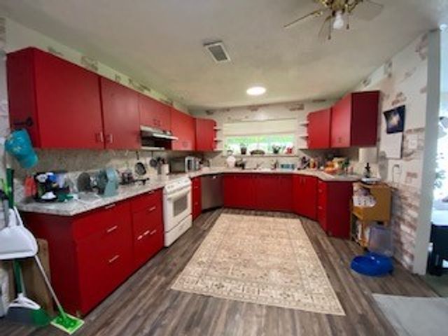 802 S Olive Drive, Clarksville, AR 72830