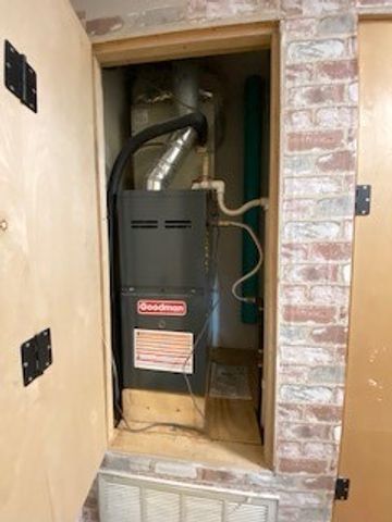 802 S Olive Drive, Clarksville, AR 72830