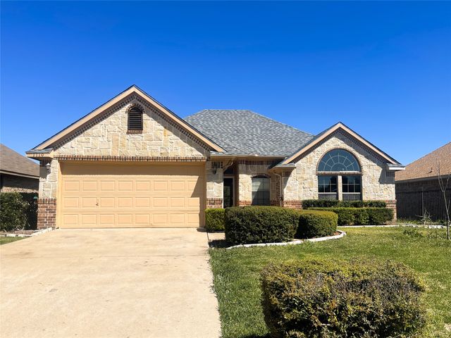 1110 Woodside Lane, Seagoville, TX 75159