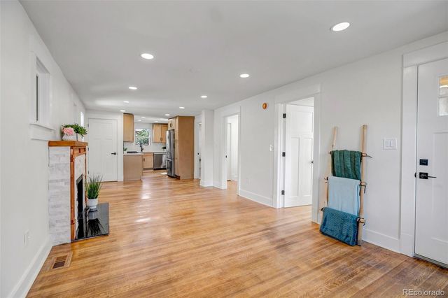 624 S Quitman Street, Denver, CO 80219