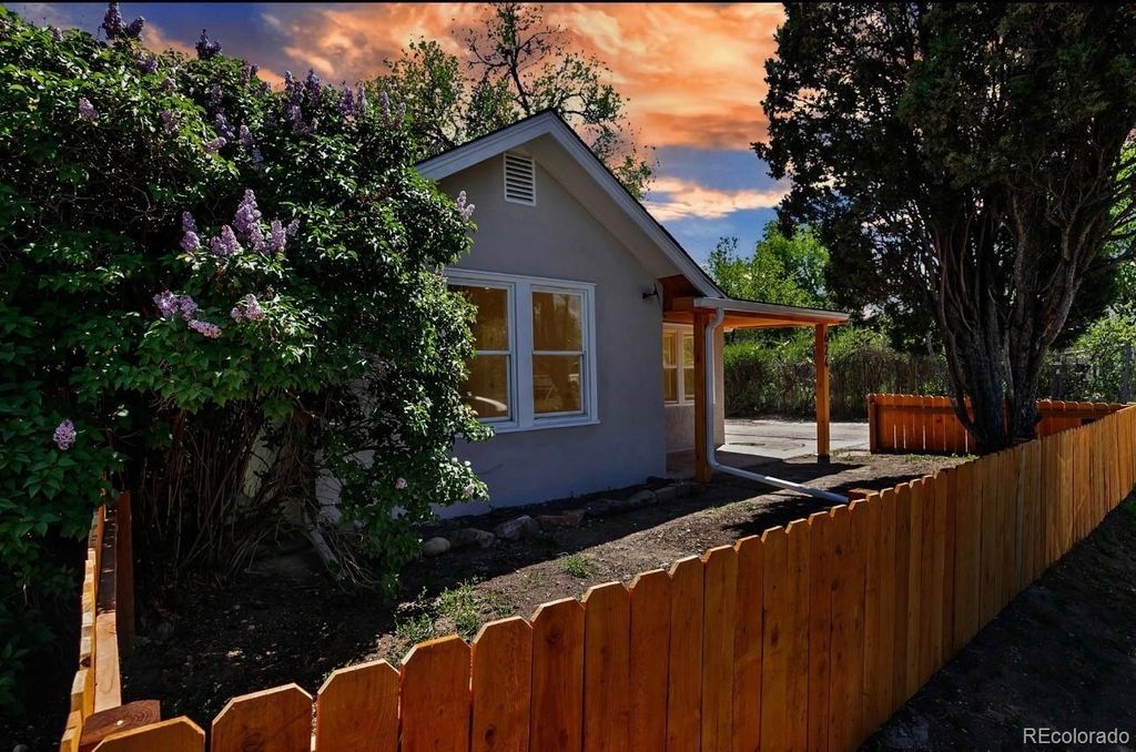 624 S Quitman Street, Denver, CO 80219