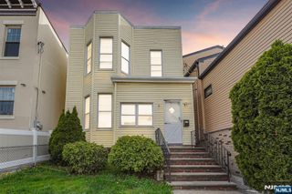 1527 38th Street, North Bergen, NJ 07047