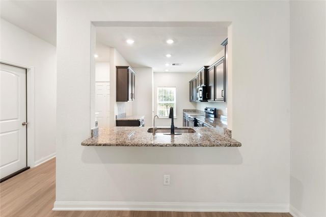 9702 Opal Gates Drive, Rosharon, TX 77583