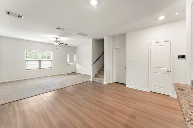 9702 Opal Gates Drive, Rosharon, TX 77583