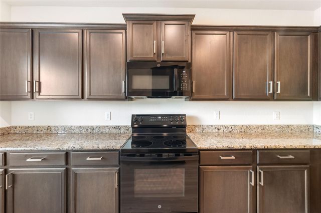 9702 Opal Gates Drive, Rosharon, TX 77583