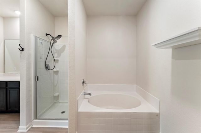 9702 Opal Gates Drive, Rosharon, TX 77583