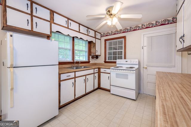 99 E Sellers Street, Jasper, GA 30143