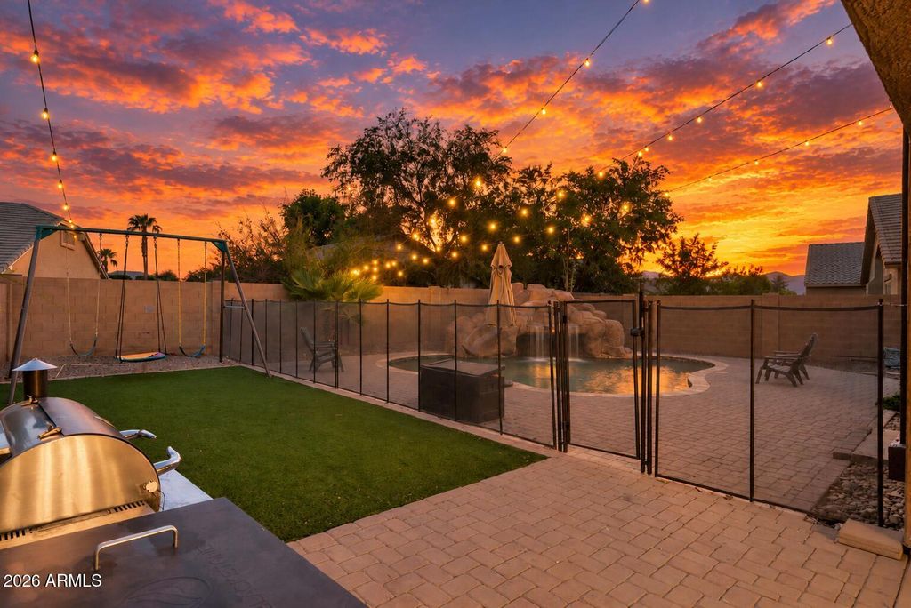 17805 W EUGENE Terrace, Surprise, AZ 85388 — photo 4