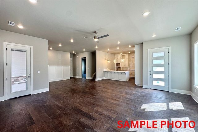 2978 N Old Wire Road, Fayetteville, AR 72703