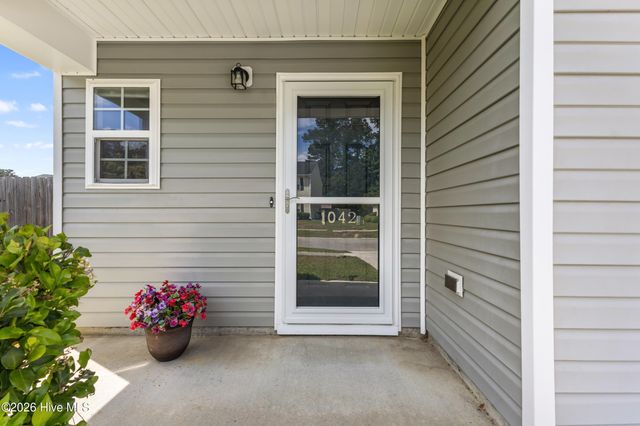 1042 Lake Norman Lane, Leland, NC 28451