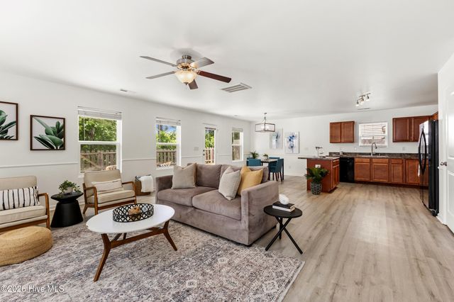 1042 Lake Norman Lane, Leland, NC 28451