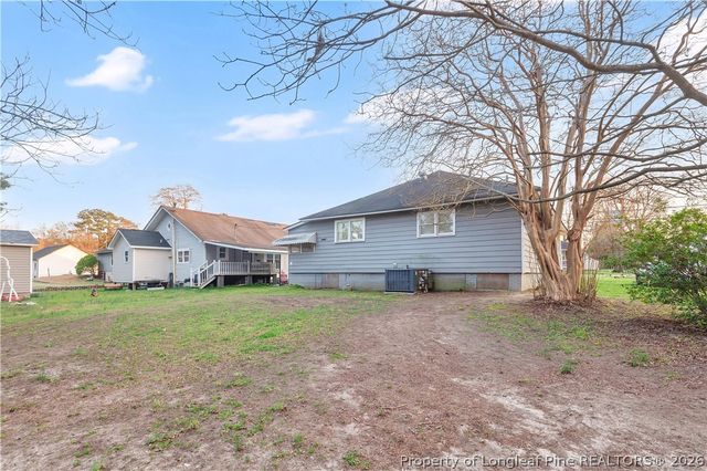 204 W E Street, Erwin, NC 28339