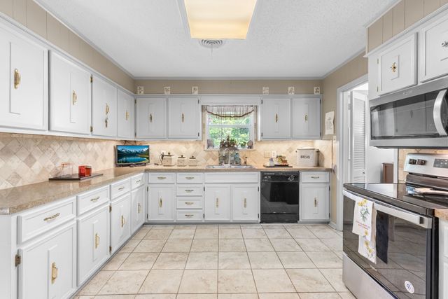 96 SE 12 Street, Cooper, TX 75432