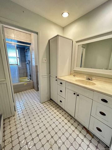 3320 Frederick Street, Oceanside, NY 11572