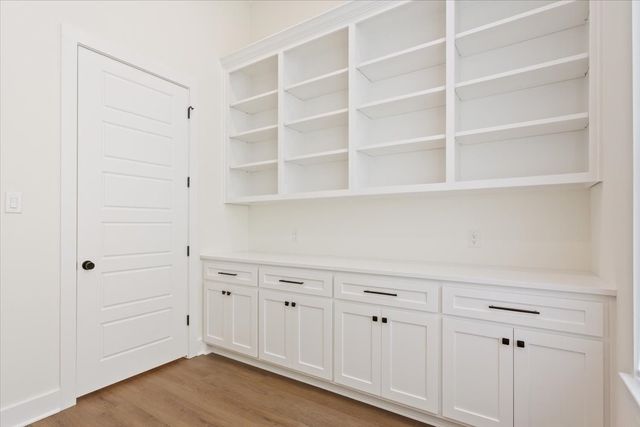 919 Fawn Drive, Mcgregor, TX 76657