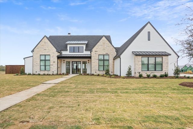 919 Fawn Drive, Mcgregor, TX 76657