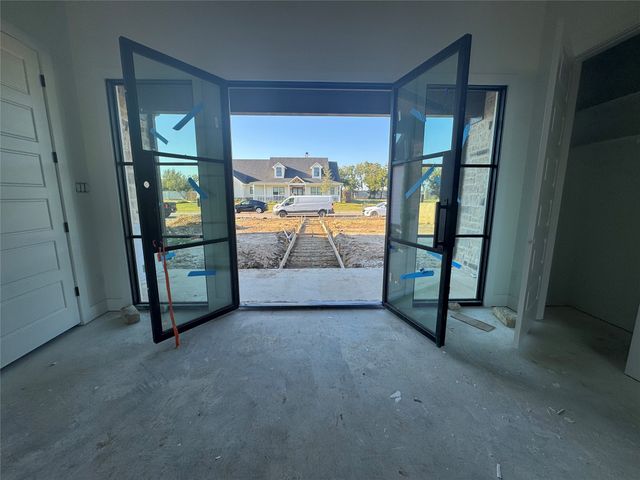 919 Fawn Drive, Mcgregor, TX 76657