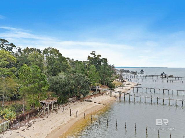705 Captain O'Neal Drive, Daphne, AL 36526