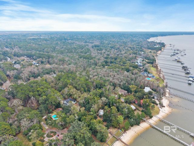 705 Captain O'Neal Drive, Daphne, AL 36526