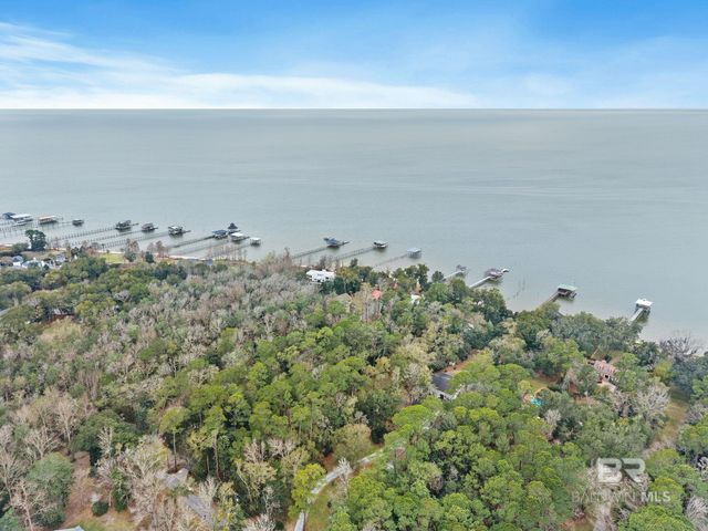 705 Captain O'Neal Drive, Daphne, AL 36526