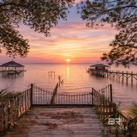 705 Captain O'Neal Drive, Daphne, AL 36526