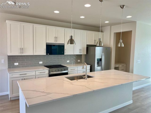 6158 Ellipse View, Colorado Springs, CO 80922