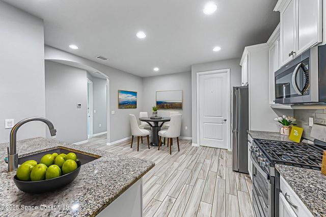 7544 Loren Cove Drive, Melbourne, FL 32940