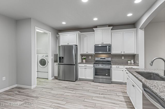 7544 Loren Cove Drive, Melbourne, FL 32940