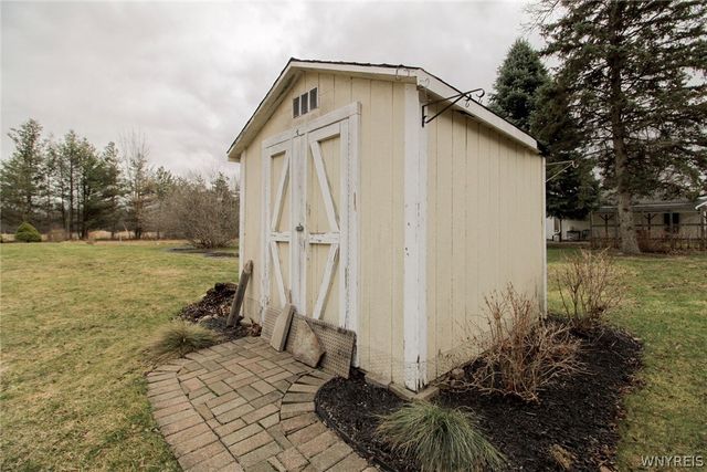 3827 Bates Road, Ridgeway, NY 14103