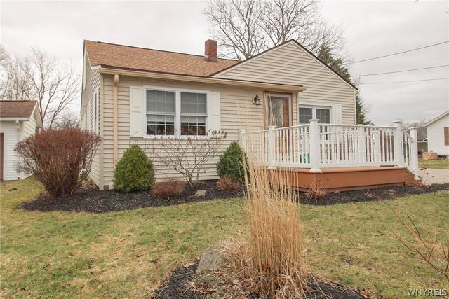 3827 Bates Road, Ridgeway, NY 14103