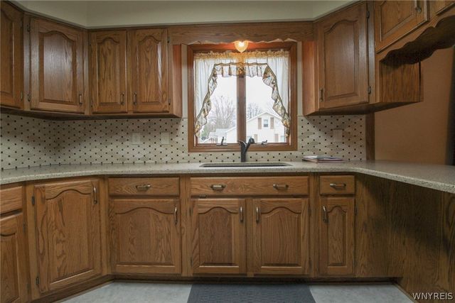 3827 Bates Road, Ridgeway, NY 14103