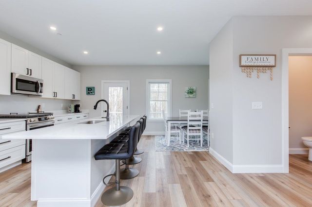 80A Rochester Hill Road, Rochester, NH 03867