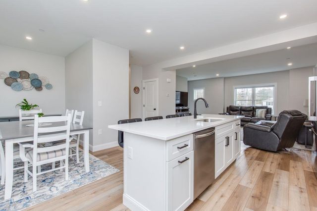 80A Rochester Hill Road, Rochester, NH 03867
