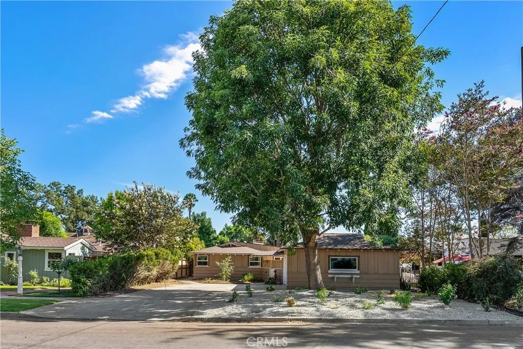 450 W 2nd, Tustin, CA 92780