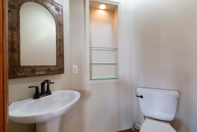 10 Adams Road, Edgewood, NM 87015